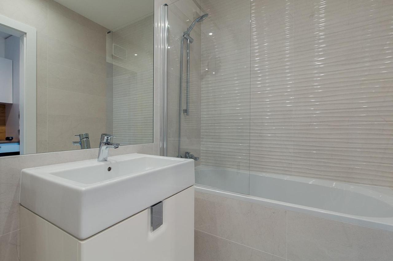 Warsaw To Be - Blue Apartment Ngoại thất bức ảnh